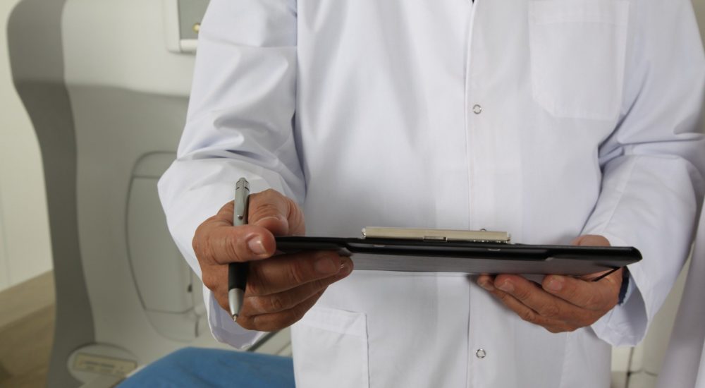 doctor-1228627_1920
